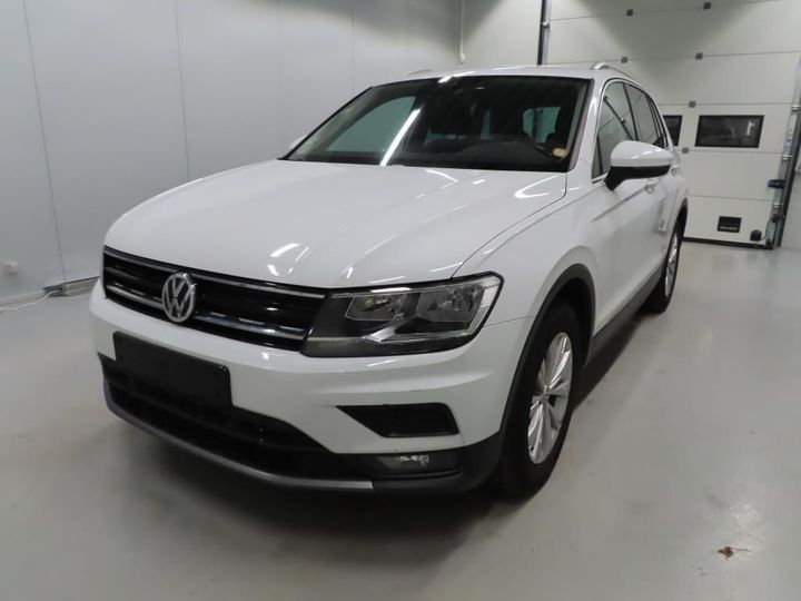 VOLKSWAGEN TIGUAN 2018 wvgzzz5nzkw304106