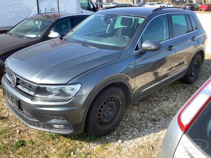 VOLKSWAGEN TIGUAN SUV 2018 wvgzzz5nzkw313094