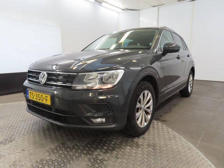 VOLKSWAGEN TIGUAN 2018 wvgzzz5nzkw313837