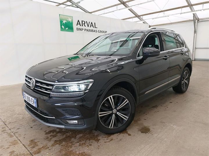 VOLKSWAGEN TIGUAN 2018 wvgzzz5nzkw315485