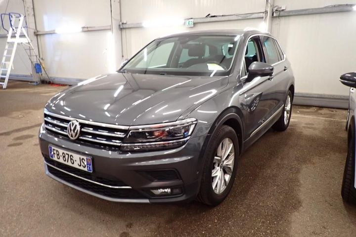 VOLKSWAGEN TIGUAN 2018 wvgzzz5nzkw315552