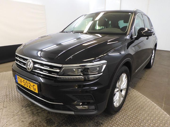 VOLKSWAGEN TIGUAN 2018 wvgzzz5nzkw316184