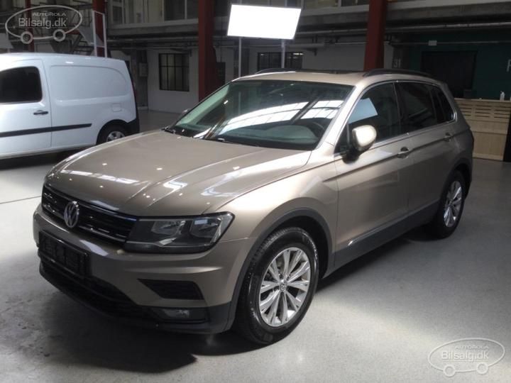 VOLKSWAGEN TIGUAN SUV 2018 wvgzzz5nzkw318021