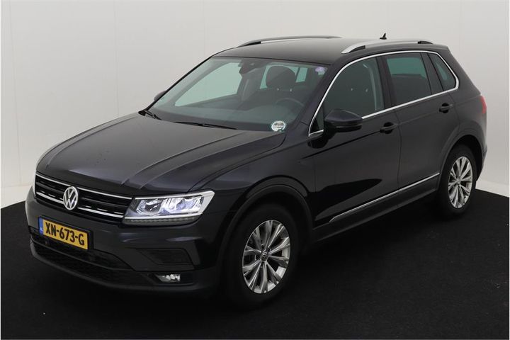 VOLKSWAGEN TIGUAN 2019 wvgzzz5nzkw321804