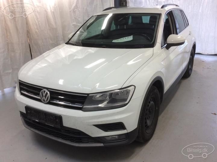 VOLKSWAGEN TIGUAN ESTATE 2018 wvgzzz5nzkw323329