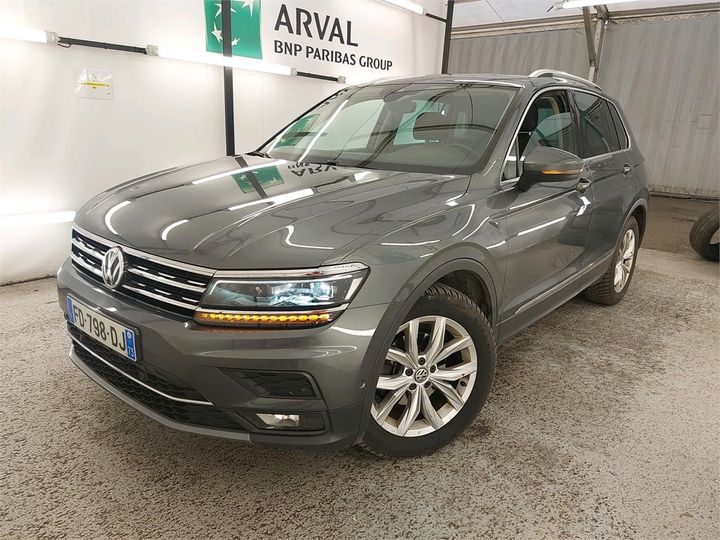 VOLKSWAGEN TIGUAN 2019 wvgzzz5nzkw323858