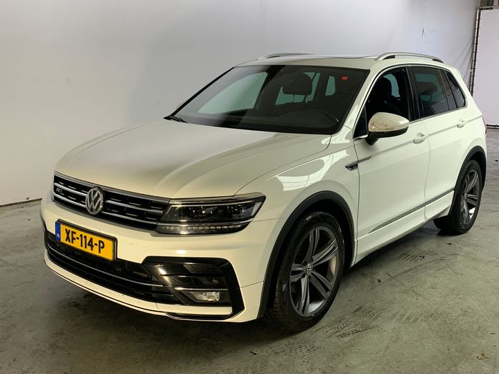 VOLKSWAGEN TIGUAN 2019 wvgzzz5nzkw324525