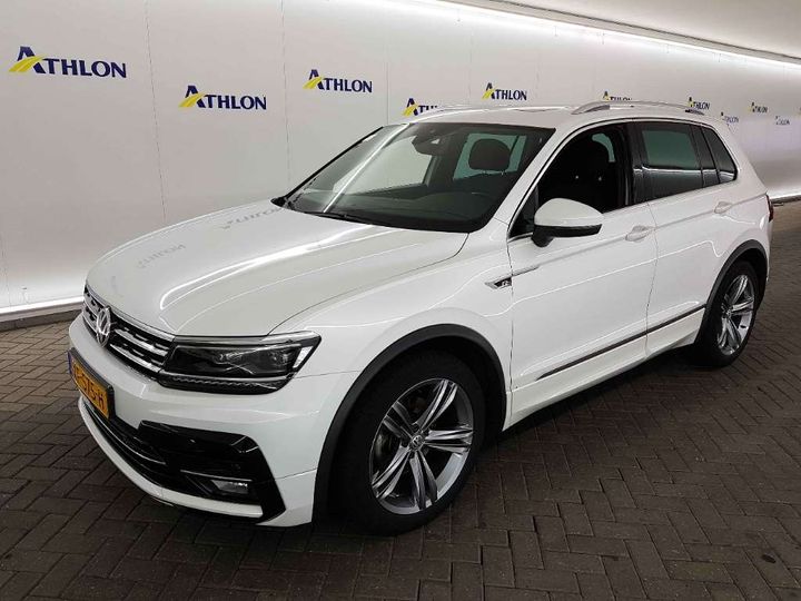 VOLKSWAGEN TIGUAN 2019 wvgzzz5nzkw324527