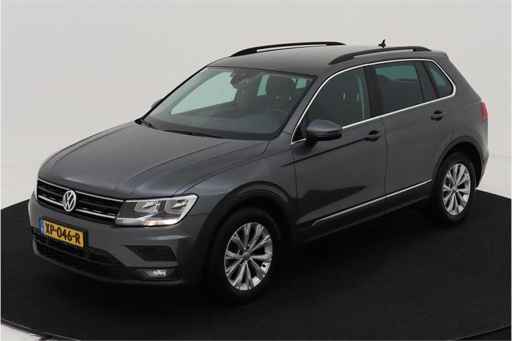 VOLKSWAGEN TIGUAN 2019 wvgzzz5nzkw343165