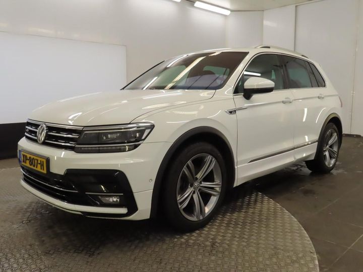 VOLKSWAGEN TIGUAN 2019 wvgzzz5nzkw344831