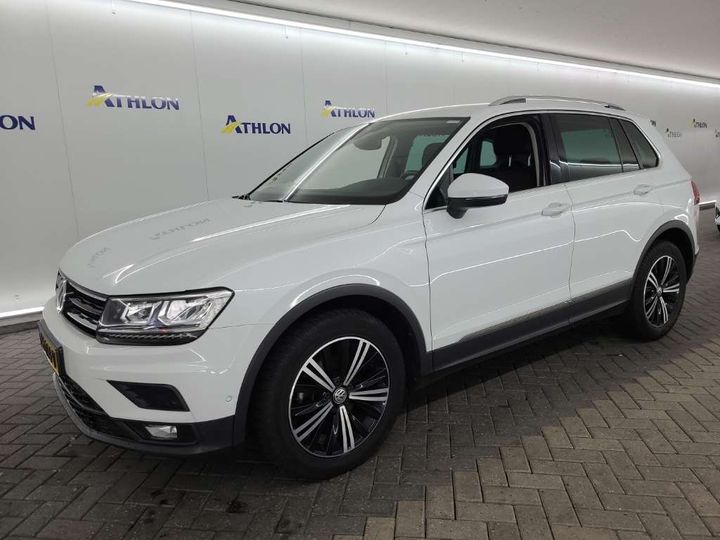 VW TIGUAN 2019 wvgzzz5nzkw348753