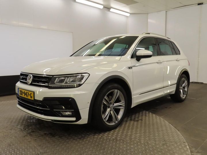 VOLKSWAGEN TIGUAN 2019 wvgzzz5nzkw350999