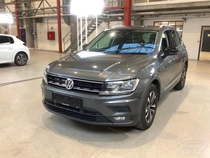 VOLKSWAGEN TIGUAN ESTATE 2019 wvgzzz5nzkw355149