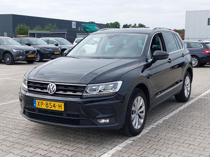 VOLKSWAGEN TIGUAN 2019 wvgzzz5nzkw357757