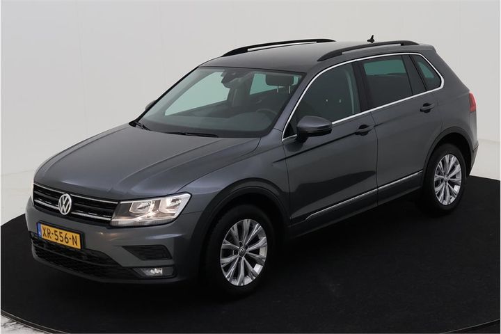 VOLKSWAGEN TIGUAN 2019 wvgzzz5nzkw364114