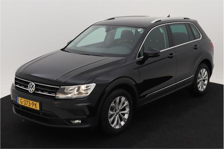 VOLKSWAGEN TIGUAN 2019 wvgzzz5nzkw379160