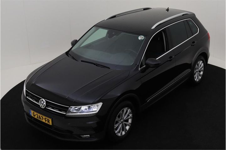 VOLKSWAGEN TIGUAN 2019 wvgzzz5nzkw379975