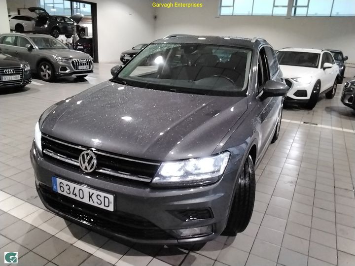 VOLKSWAGEN TIGUAN 2018 wvgzzz5nzkw800557