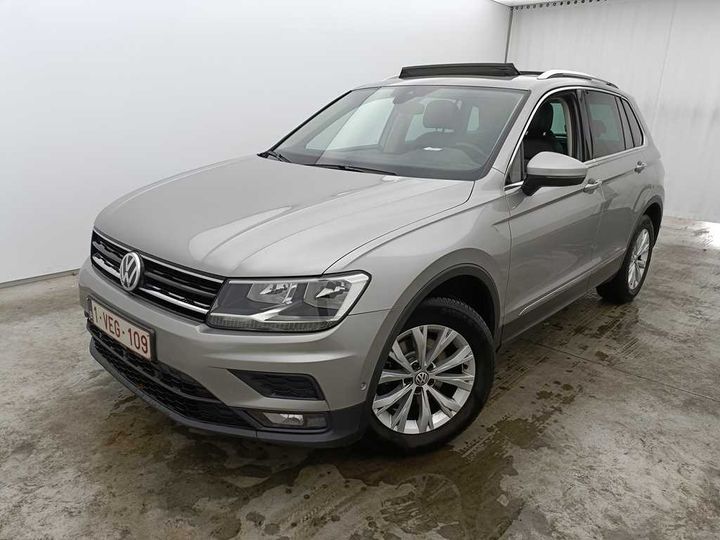 VOLKSWAGEN TIGUAN &#3916 2018 wvgzzz5nzkw815496