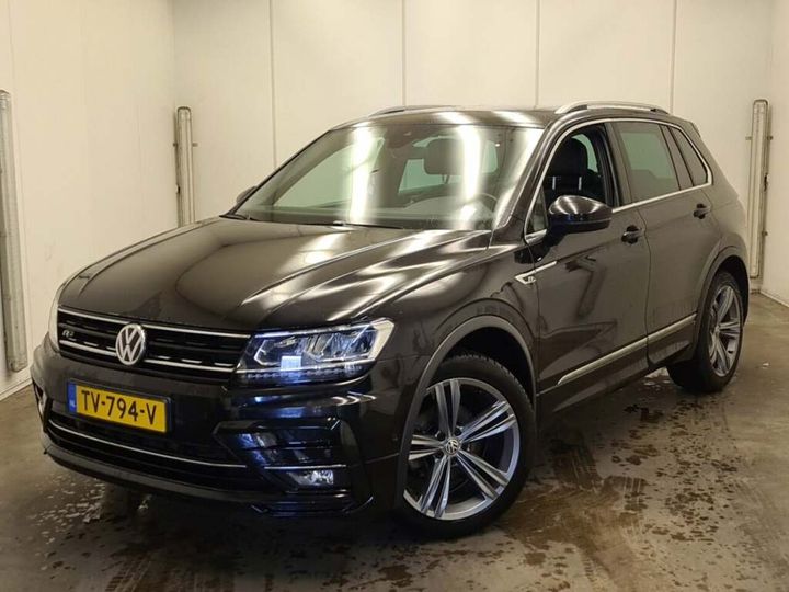 VOLKSWAGEN TIGUAN 2018 wvgzzz5nzkw821614