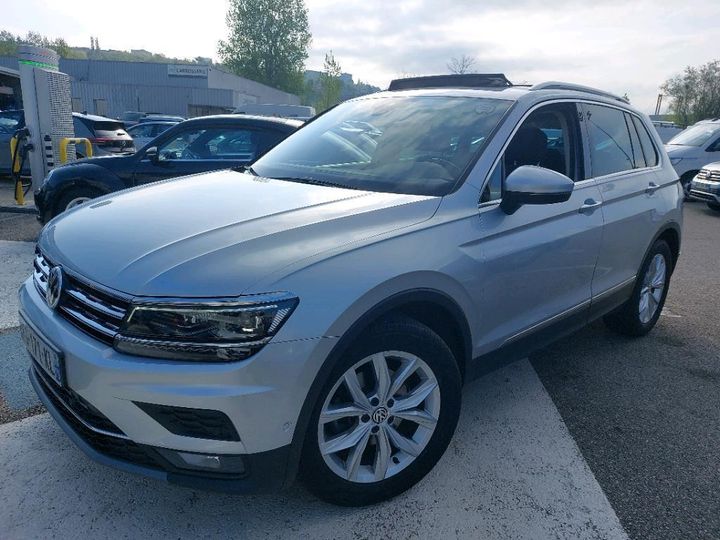 VOLKSWAGEN TIGUAN 2019 wvgzzz5nzkw828018