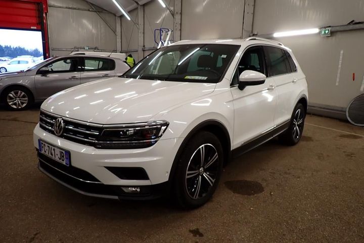 VOLKSWAGEN TIGUAN 2018 wvgzzz5nzkw833127