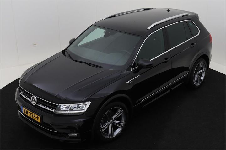 VOLKSWAGEN TIGUAN 2019 wvgzzz5nzkw845589