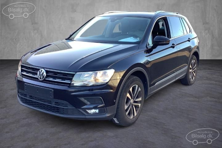 VOLKSWAGEN TIGUAN ESTATE 2019 wvgzzz5nzkw857821