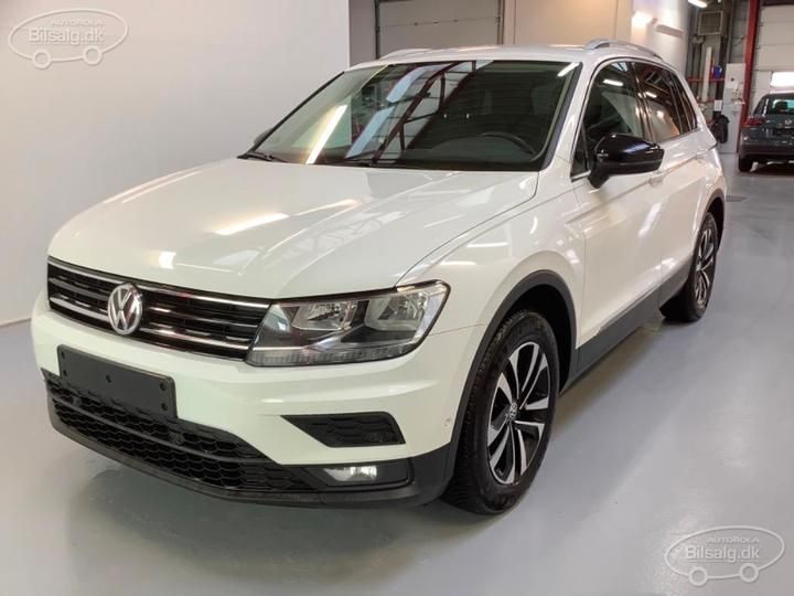 VOLKSWAGEN TIGUAN SUV 2019 wvgzzz5nzkw874996