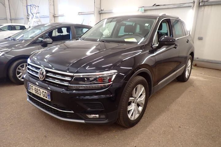 VOLKSWAGEN TIGUAN 2019 wvgzzz5nzkw876254