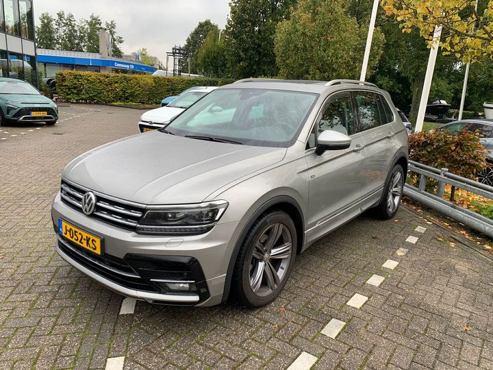 VOLKSWAGEN TIGUAN 2019 wvgzzz5nzkw881496