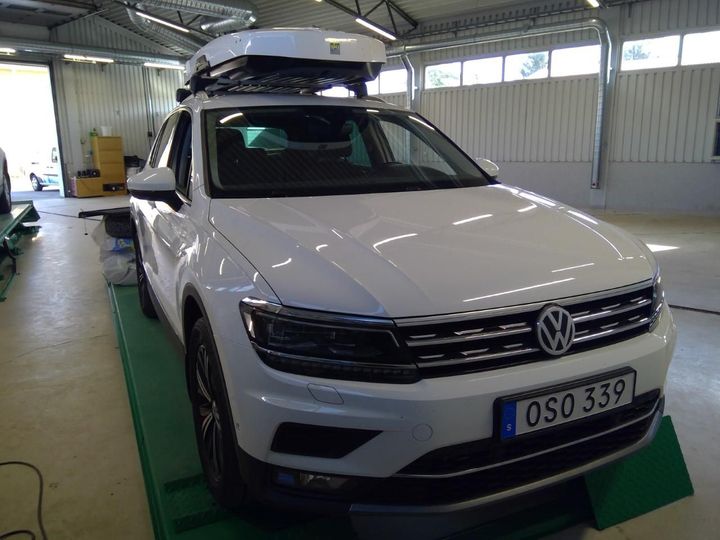 VOLKSWAGEN TIGUAN 2019 wvgzzz5nzkw883052