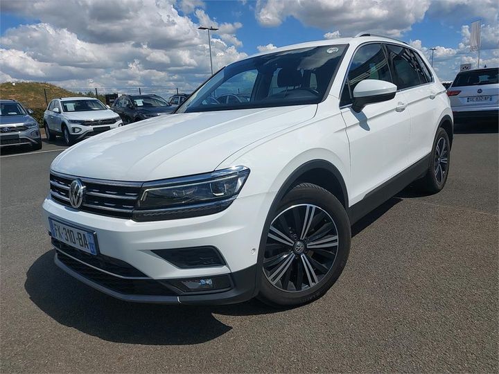 VOLKSWAGEN TIGUAN 2019 wvgzzz5nzkw885548