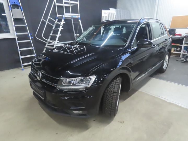 VOLKSWAGEN TIGUAN 2019 wvgzzz5nzkw973853