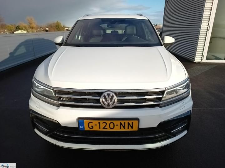 VOLKSWAGEN TIGUAN ALLSPACE 2019 wvgzzz5nzlm016477