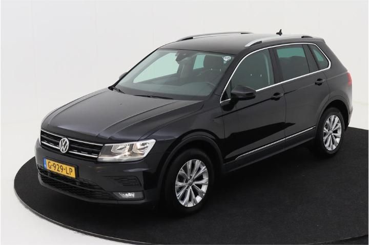 VOLKSWAGEN TIGUAN 2019 wvgzzz5nzlw327555