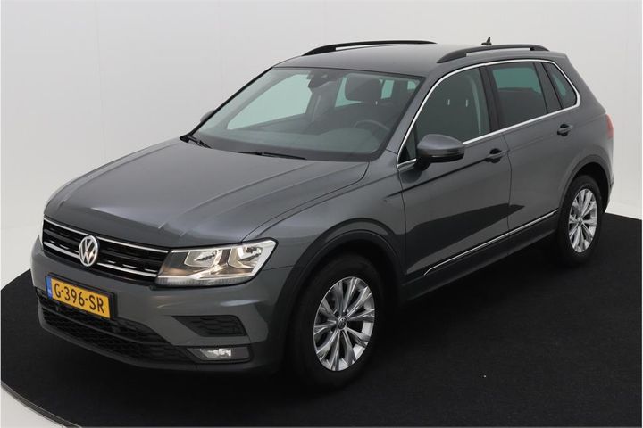 VOLKSWAGEN TIGUAN 2019 wvgzzz5nzlw337615