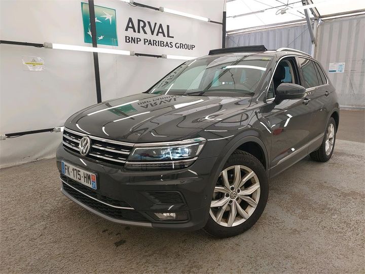 VOLKSWAGEN TIGUAN 2019 wvgzzz5nzlw800258