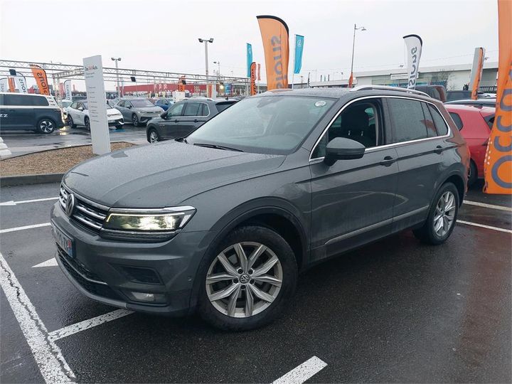 VOLKSWAGEN TIGUAN 2019 wvgzzz5nzlw819645