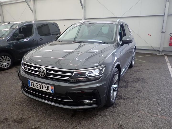 VOLKSWAGEN TIGUAN 2019 wvgzzz5nzlw833800