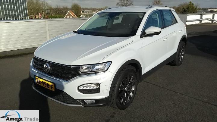 VOLKSWAGEN T-ROC 2018 wvgzzza1zjv000289