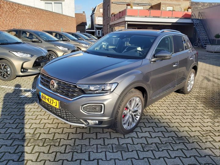 VOLKSWAGEN T-ROC 2017 wvgzzza1zjv009326