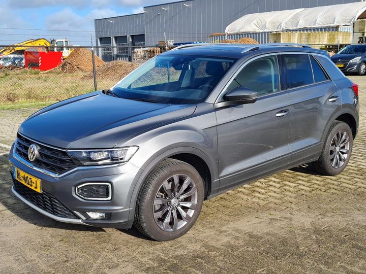 VOLKSWAGEN T-ROC 2018 wvgzzza1zjv012662