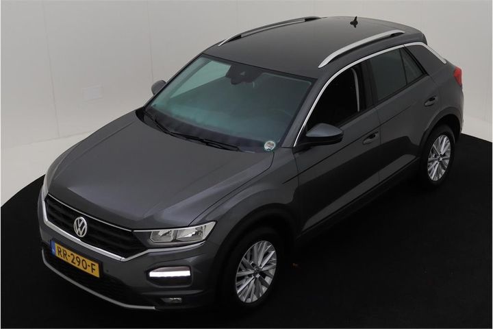 VOLKSWAGEN T-ROC 2018 wvgzzza1zjv014230