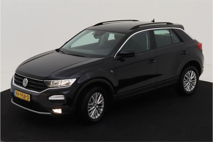 VOLKSWAGEN T-ROC 2018 wvgzzza1zjv014271