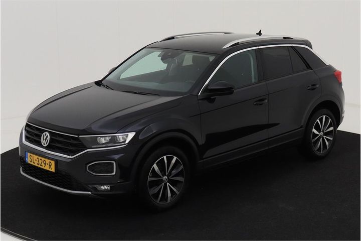 VOLKSWAGEN T-ROC 2018 wvgzzza1zjv017691