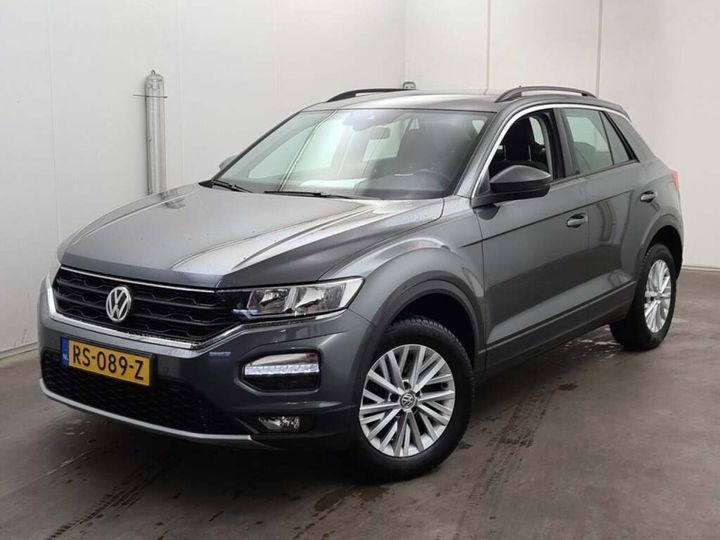 VOLKSWAGEN T-ROC 2018 wvgzzza1zjv018665