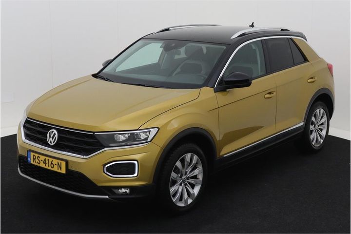 VOLKSWAGEN T-ROC 2018 wvgzzza1zjv018946