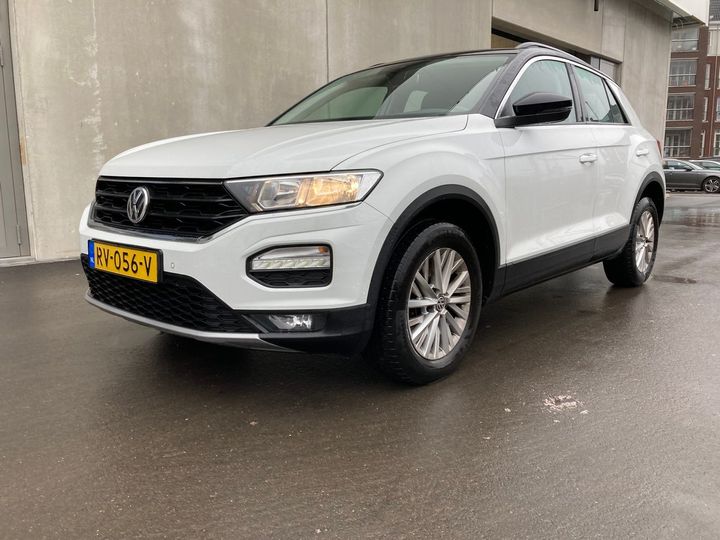 VOLKSWAGEN T-ROC 2018 wvgzzza1zjv019146