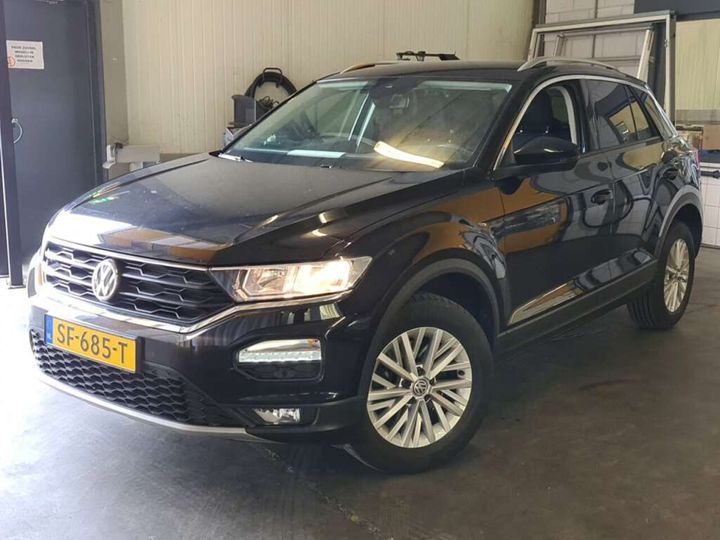 VOLKSWAGEN T-ROC 2018 wvgzzza1zjv019180